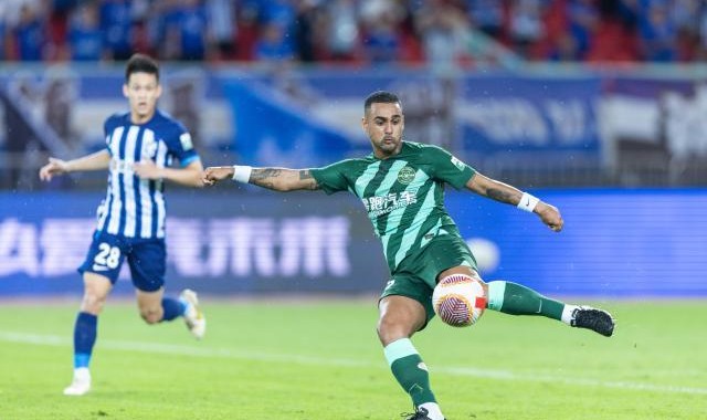 电竞战绩-【中超】莱昂纳多破门后伤退 武汉三镇0比2浙江