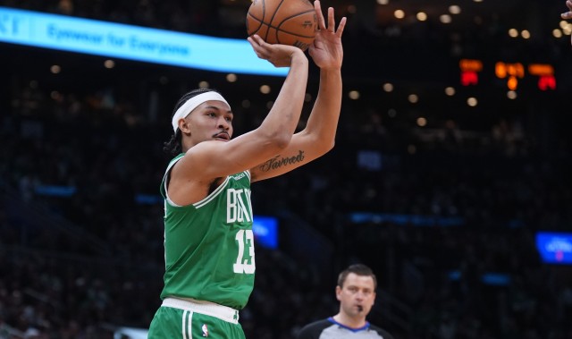 LOL Worlds 积分榜-外线练手！凯尔特人首节23次出手有16次是三分 但仅命中4球