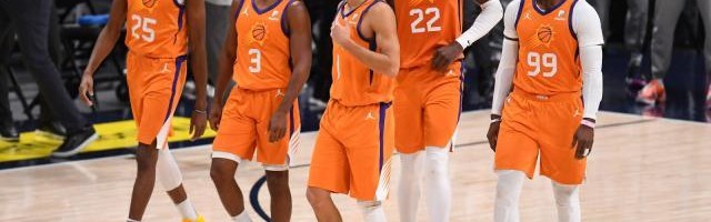 LOL Worlds 积分榜-3位年轻人告诉你在超巨身边打球是怎样一种体验？