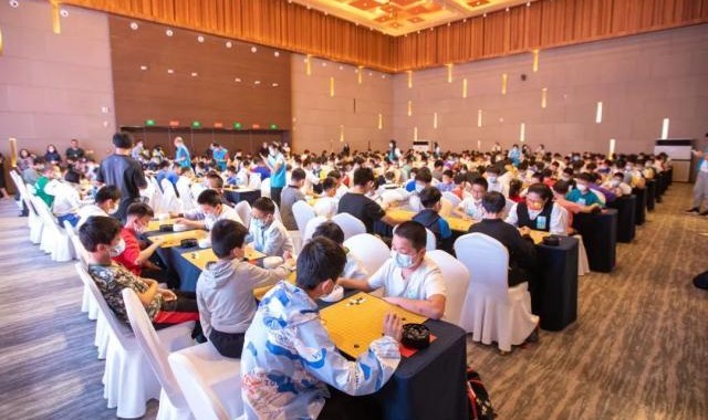 电竞战绩-运动相伴小长假 健身节庆两相宜