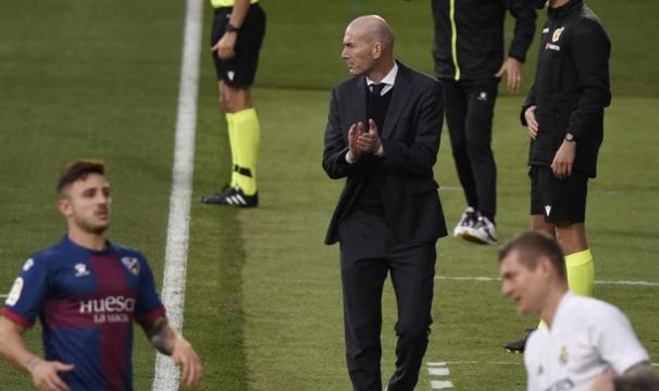 电竞战绩-齐达内：拉莫斯已经到达极限 他必须接受手术了