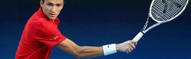 LOL Worlds 积分榜-梅德维德夫再胜兹维列夫  延续不败金身冲击澳网？